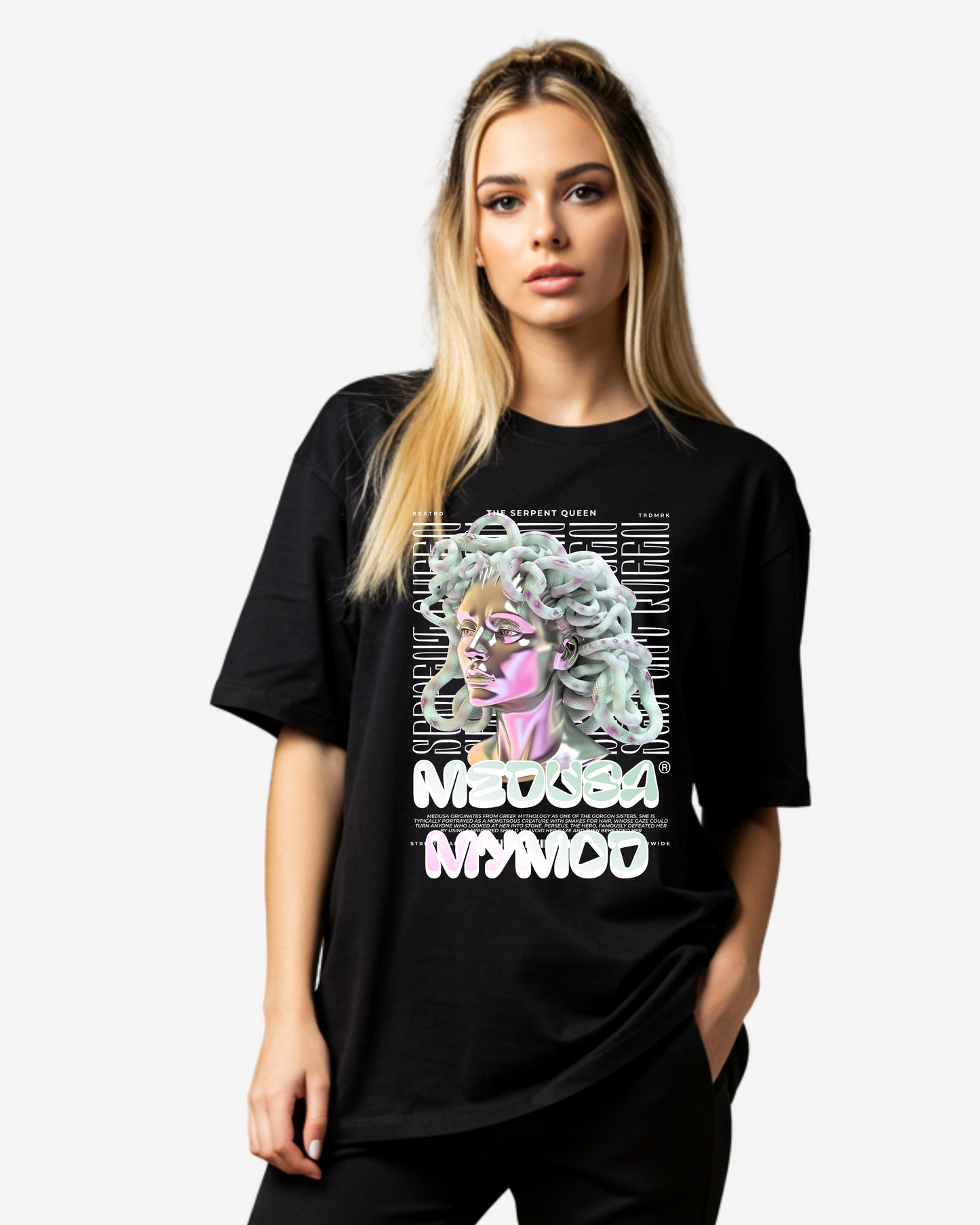 The Serpent Queen Women's Oversized T-Shirt