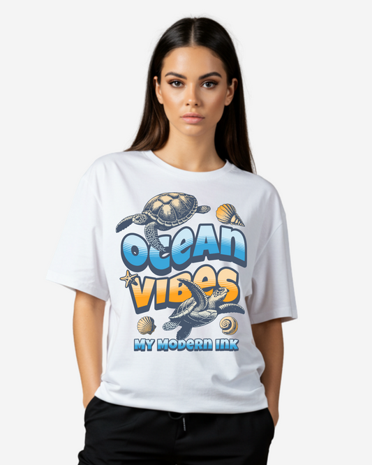 Sea Turtle Ocean Vibes Summer Women's Oversized T-Shirt